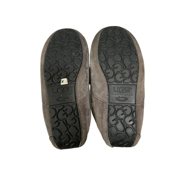 Ugg Men\'s Size 12 Taupe Suede Shearling Lined Slippers House Shoes Casual Comfy main image 13
